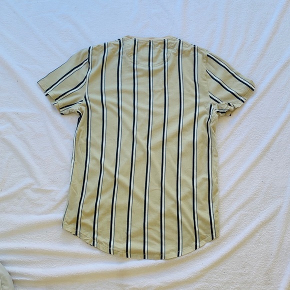Abercrombie striped tee shirt - Picture 2 of 6